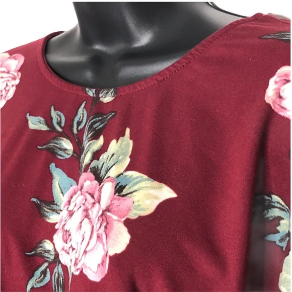 IZ BYER floral crisscross back tie front top | M - Picture 9 of 10